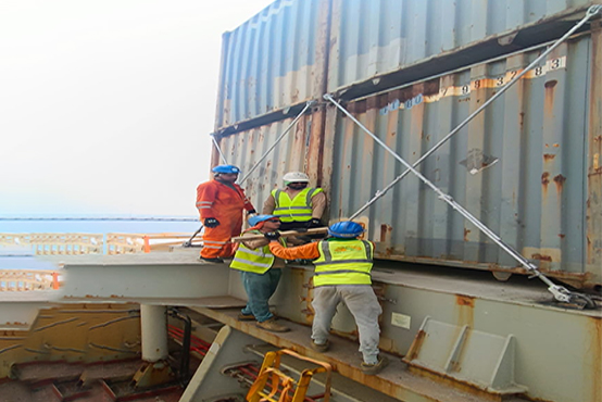 Container Lashing Services